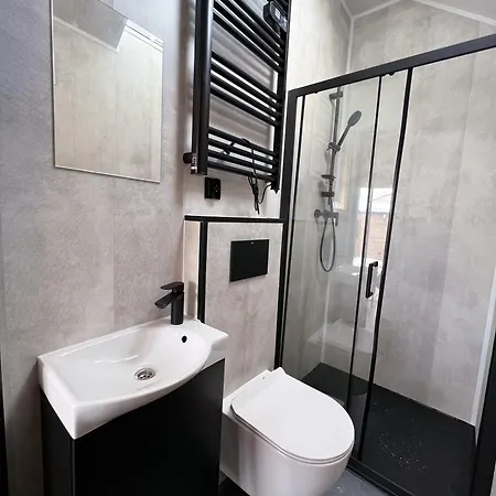 Jacuzzi W Domku Przy Energylandii 2 *